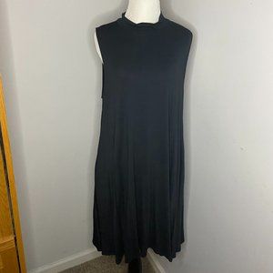 NWT Agnes & Dora Black Mock Neck Swing Tank